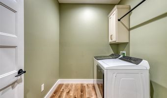 132 McCutchen Ct, Auburn, KY 42206