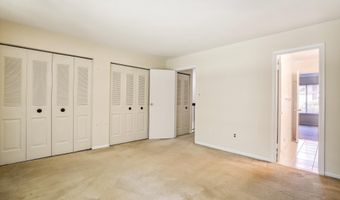 650- A 15TH St S 1, Arlington, VA 22202