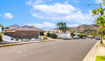 4316 Papu Cir, Honolulu, HI 96816