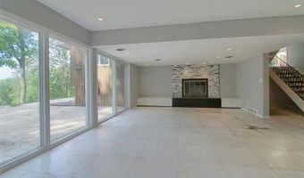 341 Corrie Rd, Ann Arbor, MI 48105