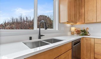 6485 Prominence Pointe Dr, Anchorage, AK 99516