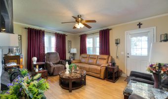 1404 Dog Island Rd, Bishopville, SC 29010