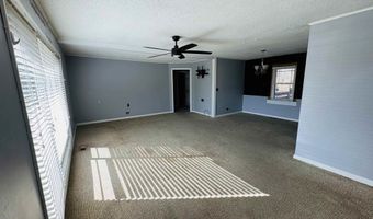 1303 Highpoint Rd, Albertville, AL 35950