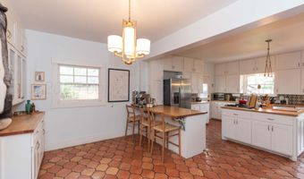 1611 S VAN BUREN St, Amarillo, TX 79102