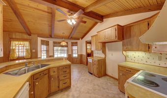 209 E Marfa Ave, Alpine, TX 79830