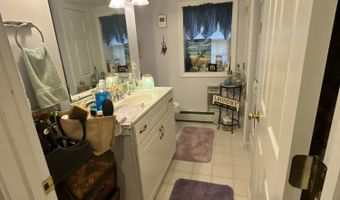 92 Brentwood Ln, Barnstable, MA 02630