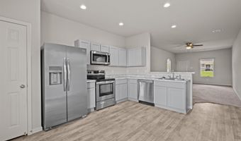 101 Sunland Dr, Beebe, AR 72012