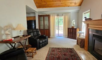 475 Sunrise Ln, Arlington, VT 05250
