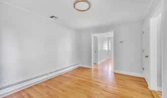 27 Skyline Dr, Brookfield, CT 06804