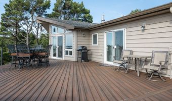 18000 OCEAN Blvd, Rockaway Beach, OR 97136