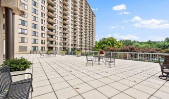 5225 POOKS HILL Rd 1819N, Bethesda, MD 20814