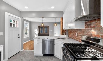 854 KENNEDY Blvd, Bayonne, NJ 07002