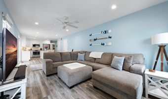 15 Brentwood Dr, Bayville, NJ 08721