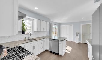 1521 Neptune Ave, Beachwood, NJ 08722