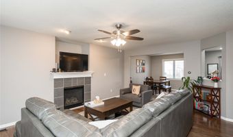 316 SW 50th St, Ankeny, IA 50023