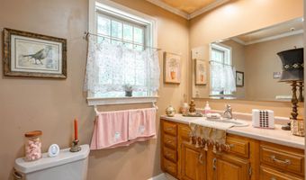 15 Baptist Hill Rd, Canterbury, NH 03224