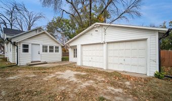 212 Nile Kinnick Dr N, Adel, IA 50003