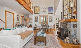 1046 Lakeside Dr E, Alloway, NJ 07422