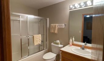 1205 26th St SW, Austin, MN 55912