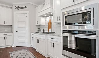471 London Road Rd, Ball Ground, GA 30107