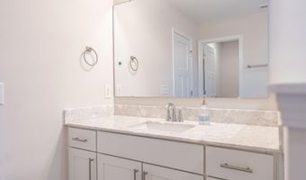 101 Bluegrass Ct, Aberdeen, NC 28315