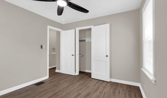 1059 Lawrence Dr, Columbus, OH 43207
