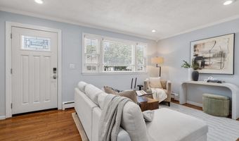 136 A Belgrade Ave, Boston, MA 02131