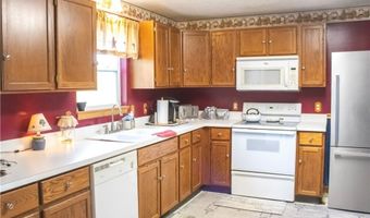 2322 New Milford Rd, Atwater, OH 44201