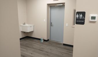 4335 Jackson Rd, Ann Arbor, MI 48103