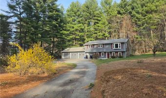 1304 Pound Hill Rd, North Smithfield, RI 02896