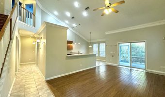 900 PARADISE Ln, Atlantic Beach, FL 32233