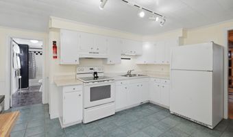 579 38th St, Allegan, MI 49010