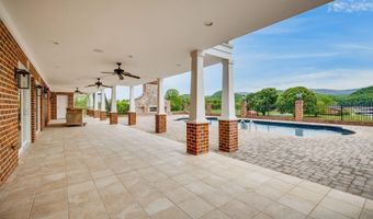 20484 Lake Rd, Abingdon, VA 24211