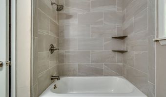 107 Woodgate Dr, Brandon, MS 39042