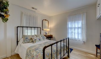 46 Ashford Lake Dr, Ashford, CT 06278