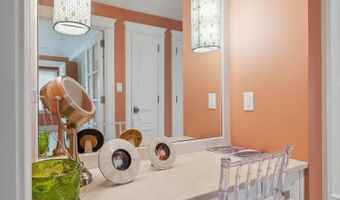 182 65th St, Avalon, NJ 08202
