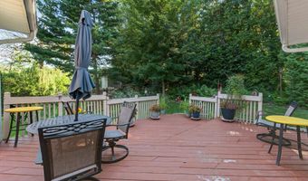 6809 Pilgrim Rd, Madison, WI 53711
