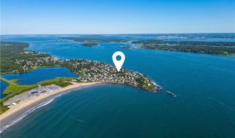 11 Namcook Rd, Narragansett, RI 02882