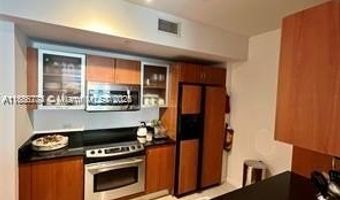 2775 NE 187th St 319, Aventura, FL 33180