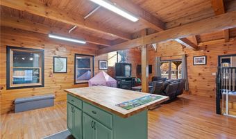 1671 Burns Ct, Austin, IN 47102