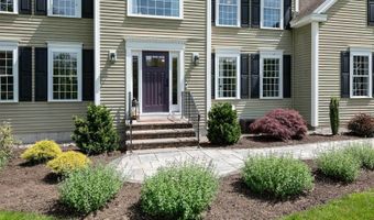45 Eleanors Way, Brentwood, NH 03833