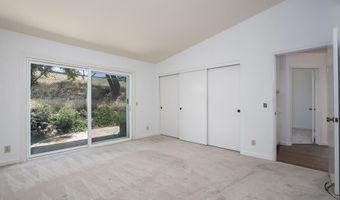 3950 Murray Hill Rd, La Mesa, CA 91941