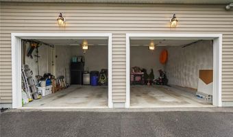 81 Golden View Dr, Johnston, RI 02919