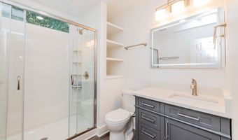 2521 Rocky Crk, Macon, GA 31206