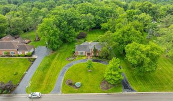 3115 Longmeadow Ln, Amberley, OH 45236