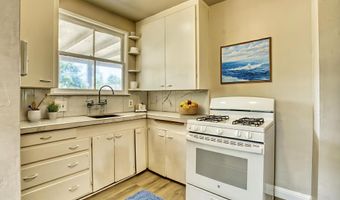 427 N 8th St, Banning, CA 92220