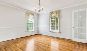 14383 Country Club Dr, Ashland, VA 23005