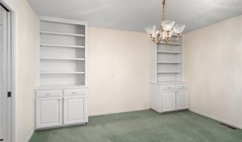 315 E High St, Baldwin City, KS 66006