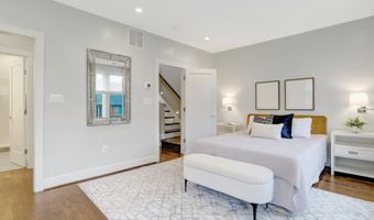 601 SLADE Ct, Alexandria, VA 22314