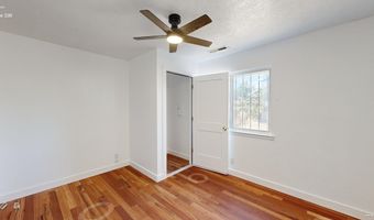 8709 Shone Ave SW, Albuquerque, NM 87121
